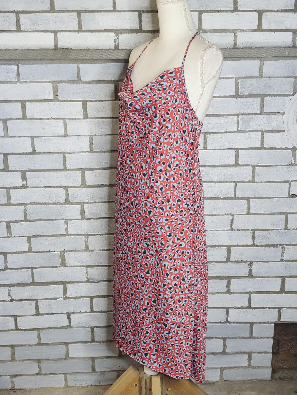 • BCBGeneration Women's Sleeveless Cowl Neck Hi-Low Dress Small Red Multicolor